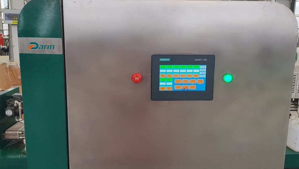 Darin - Control Cabinet Screen Darin - Control Cabinet Screen